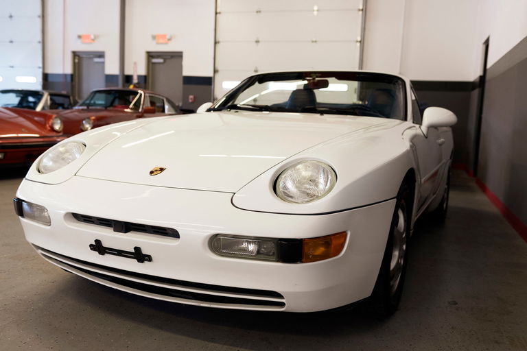 Porsche 968