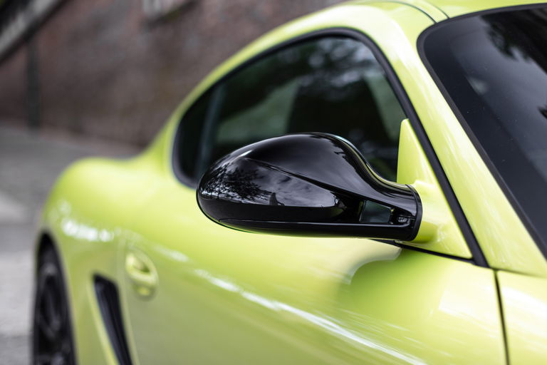 Porsche 987 Cayman R