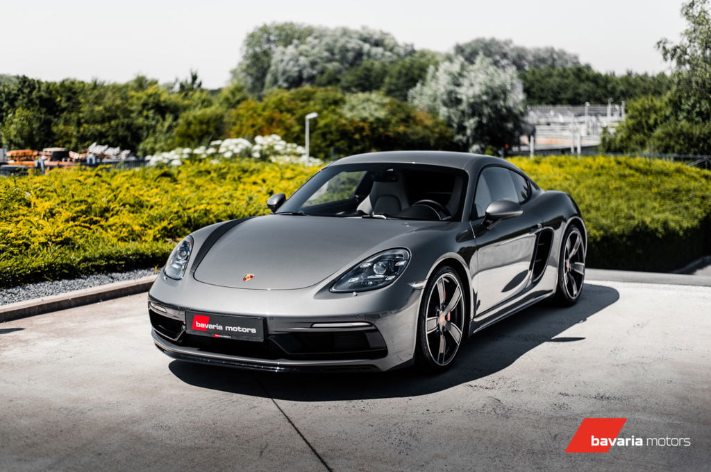 Porsche 718 Cayman S