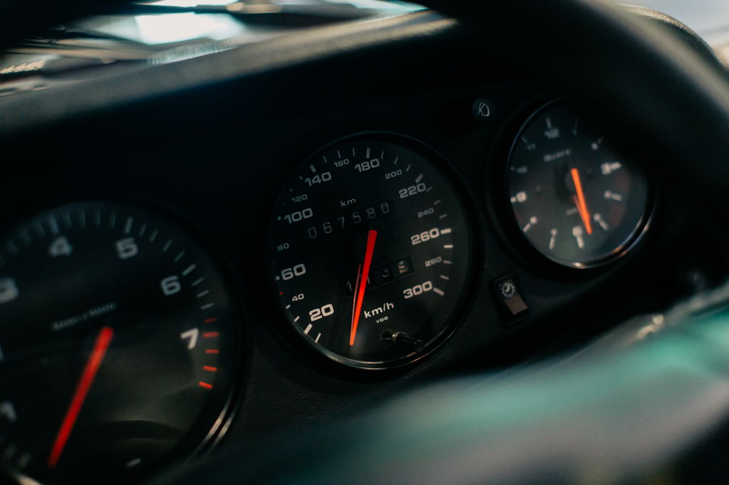 Porsche 993 Carrera 4