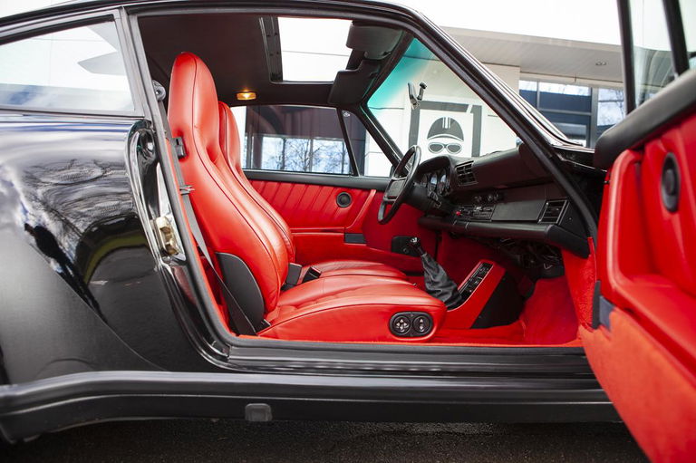 Porsche 911 Turbo 3.3 (US)