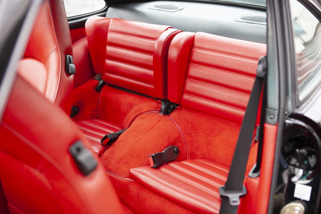 Porsche 911 Turbo 3.3 (US)