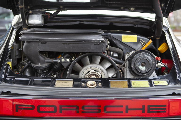 Porsche 911 Turbo 3.3 (US)