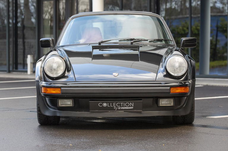 Porsche 911 Turbo 3.3 (US)