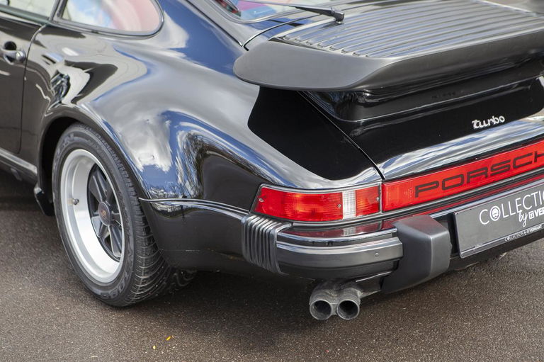 Porsche 911 Turbo 3.3 (US)