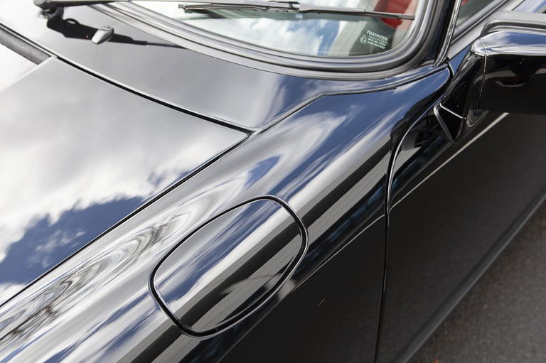 Porsche 911 Turbo 3.3 (US)