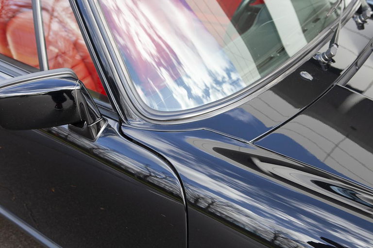 Porsche 911 Turbo 3.3 (US)