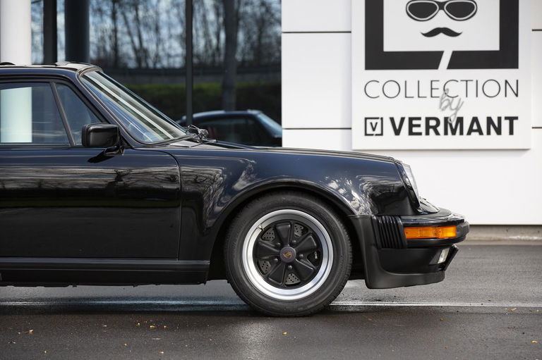 Porsche 911 Turbo 3.3 (US)