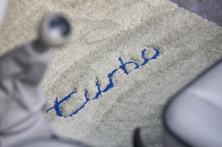 Porsche 911 Turbo 3.3