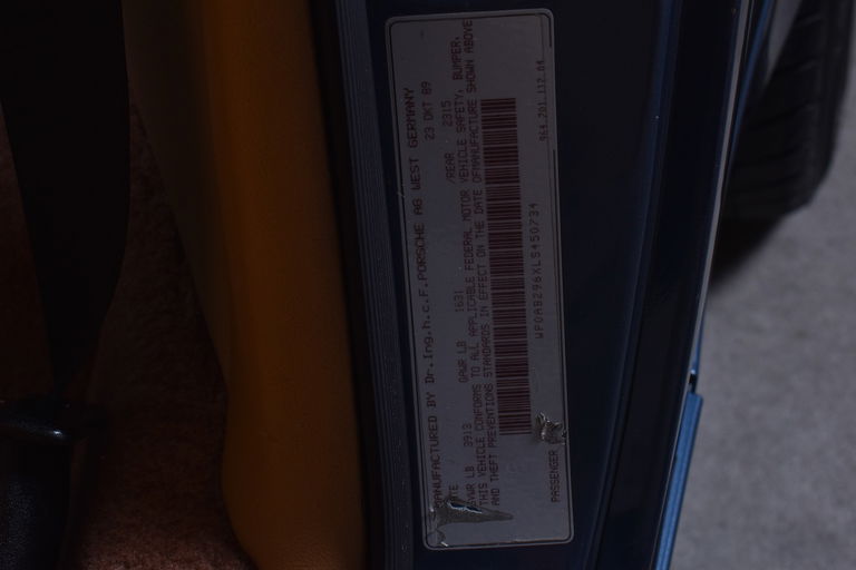 Porsche 964 Carrera 4