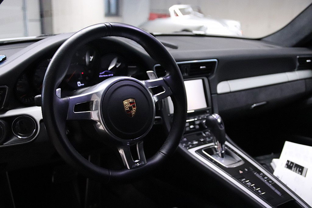 Porsche 991 Carrera GTS