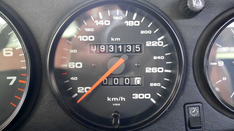 Porsche 993 Carrera 4S