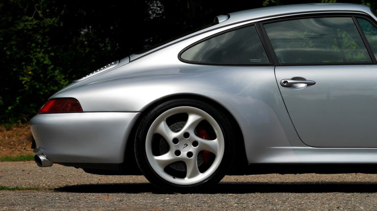 Porsche 993 Carrera 4S