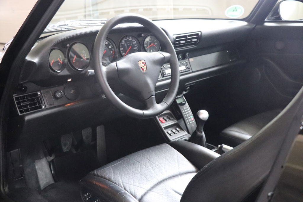 Porsche 993 Carrera 4S