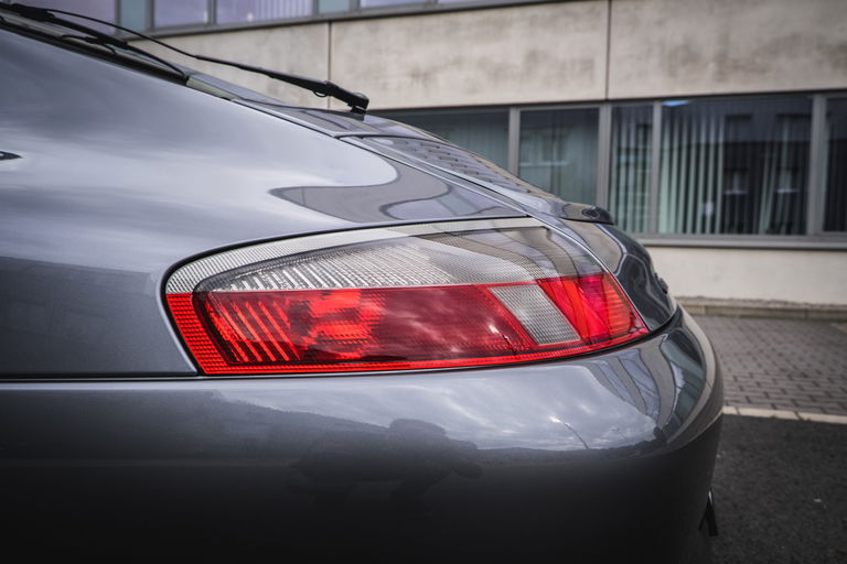 Porsche 996 Carrera