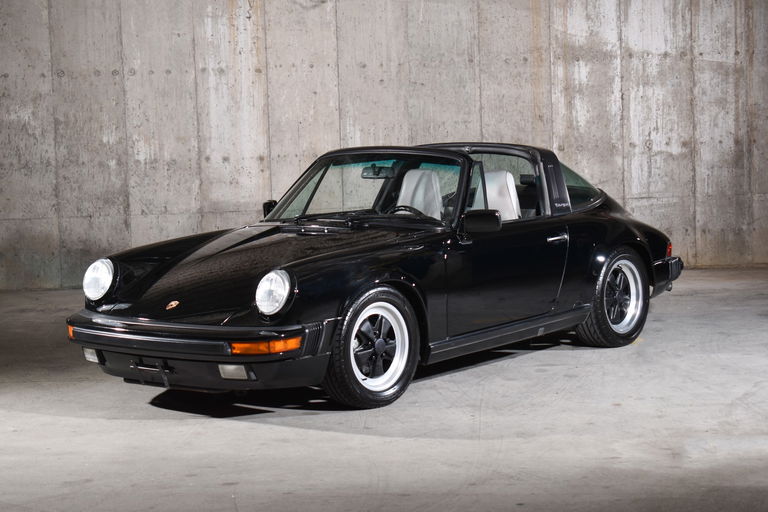 Porsche 911 Carrera 3.2