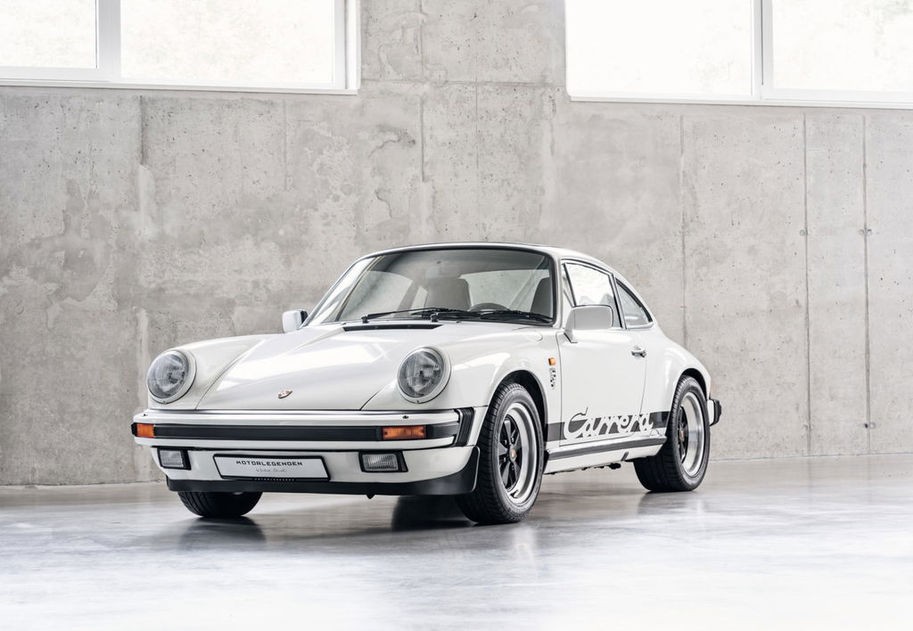 Porsche 911 Carrera 3.2