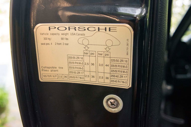 Porsche 964 Carrera RS America