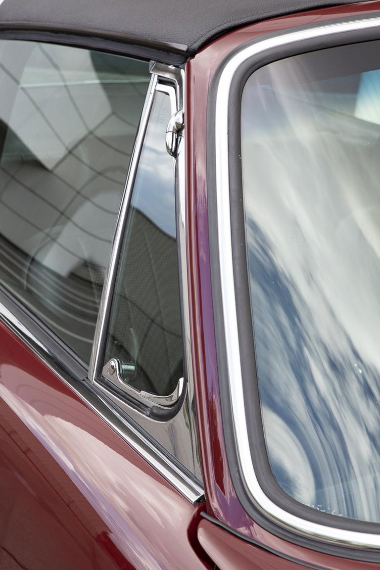 Porsche 911 S (F-Modell)