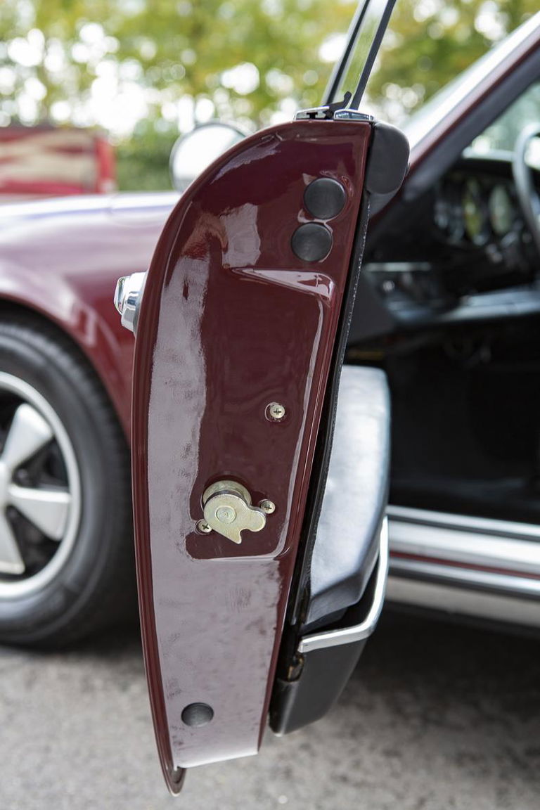 Porsche 911 S (F-Modell)