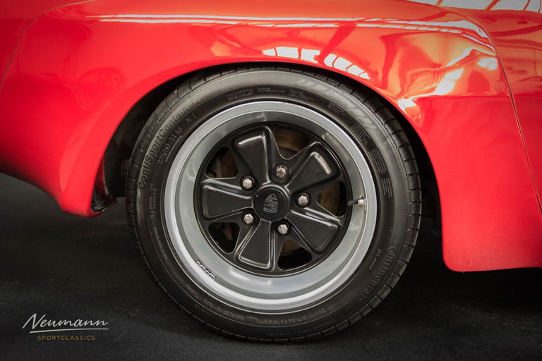 Porsche 924 Carrera GT