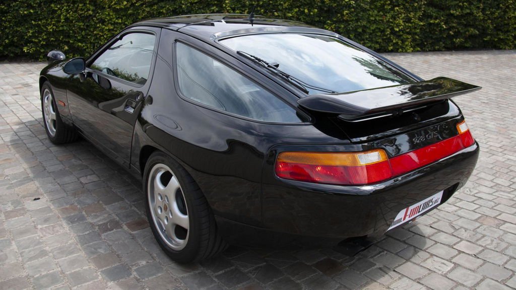 Porsche 928 GTS