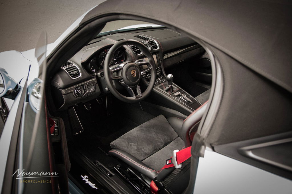 Porsche 981 Boxster Spyder