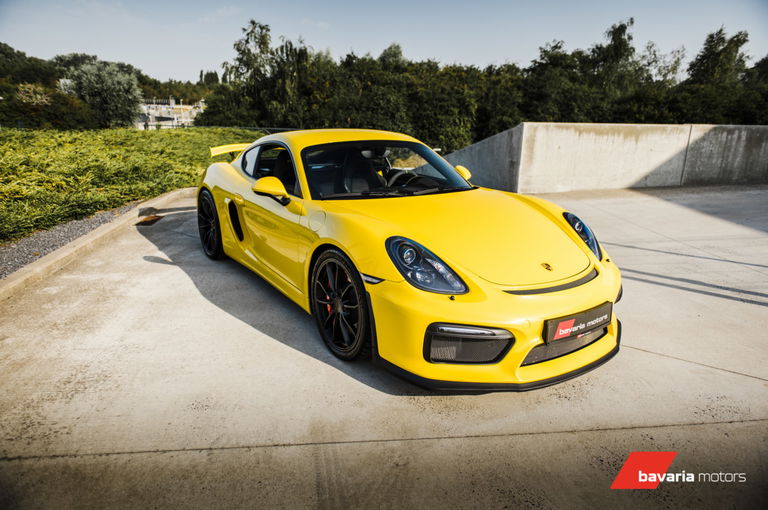 Porsche 981 Cayman GT4