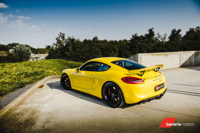 Porsche 981 Cayman GT4