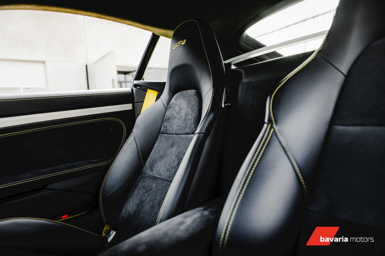 Porsche 981 Cayman GT4