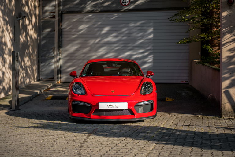 Porsche 981 Cayman GT4
