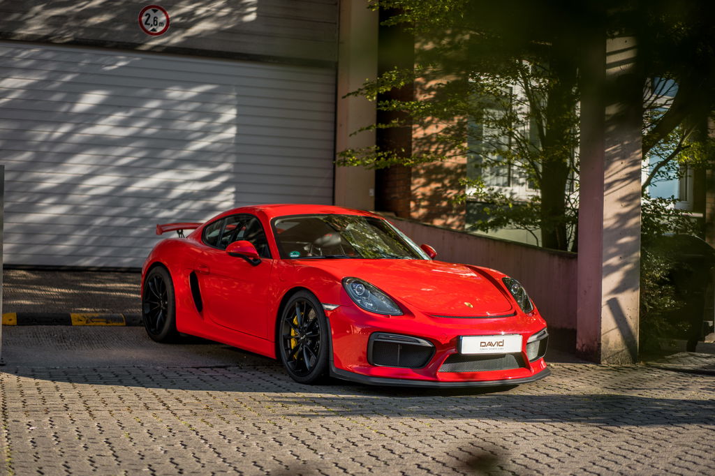 Porsche 981 Cayman GT4