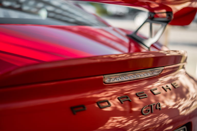 Porsche 981 Cayman GT4