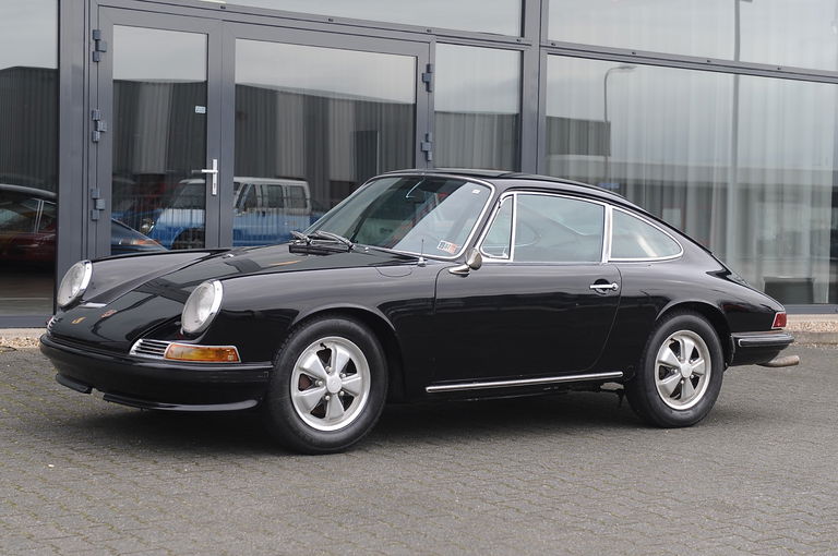 Porsche 911 S (F-Modell)