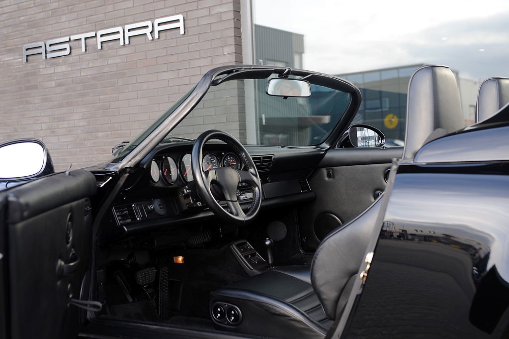 Porsche 964 Carrera 2 Speedster