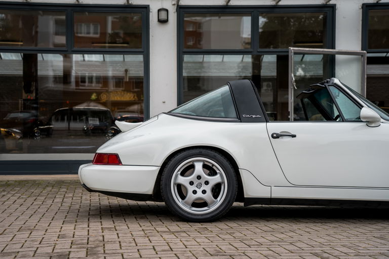 Porsche 964 Carrera 4