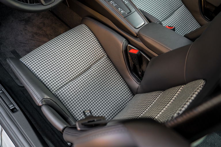 Porsche 991.2 GT3 Touring