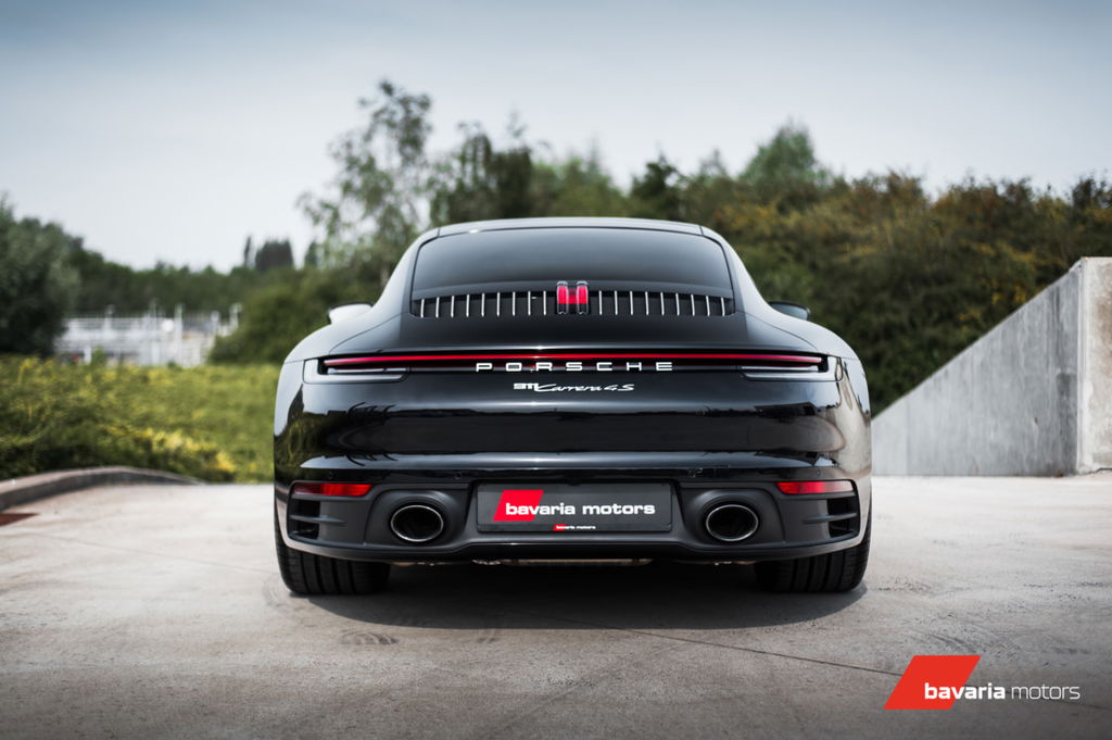 Porsche 992 Carrera 4S