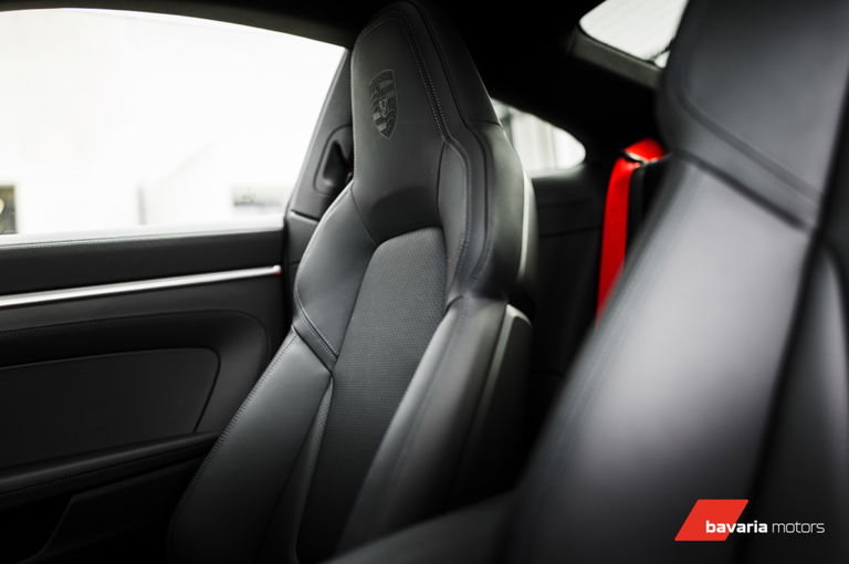 Porsche 992 Carrera 4S