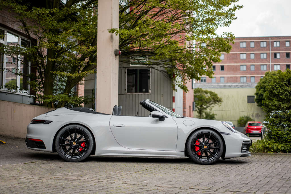 Porsche 992 Carrera S 2019 - elferspot.com - Marketplace for Porsche