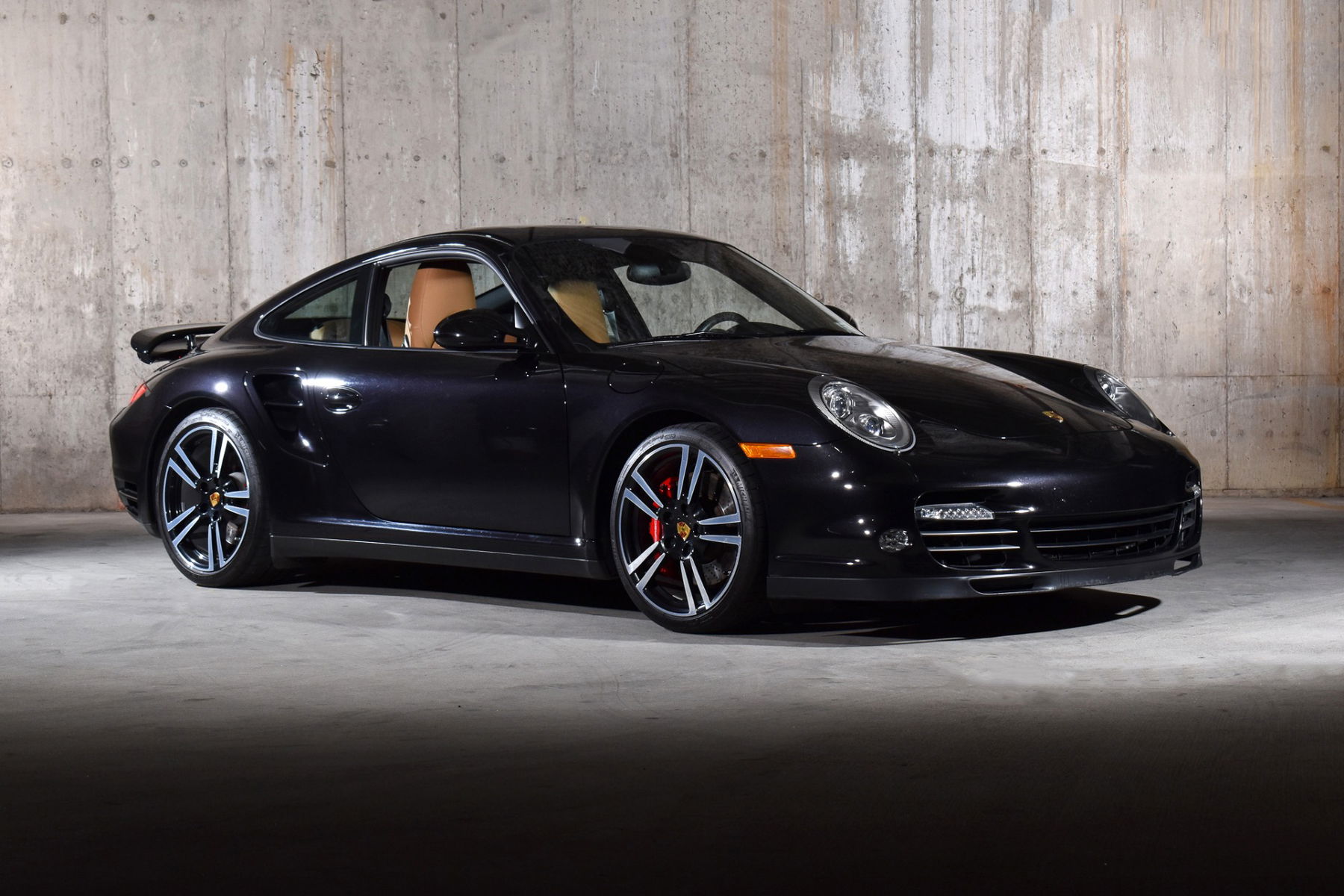 Porsche 911 Turbo S Coupe - 997.2 Market 