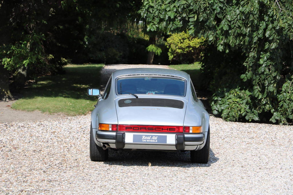 Porsche 911 Carrera 3,0