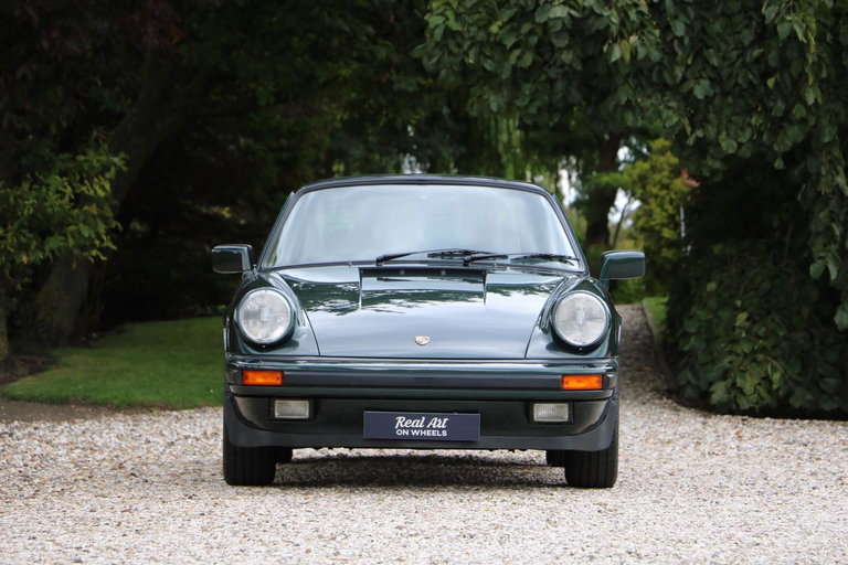 Porsche 911 Carrera 3.2