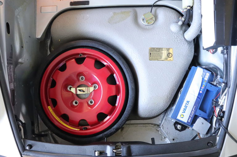 Porsche 911 Carrera 3.2 Speedster