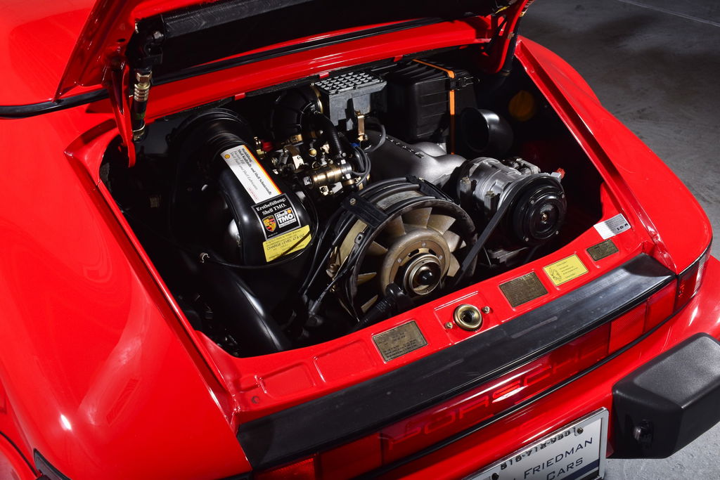 Porsche 911 Carrera 3.2 Speedster (US)