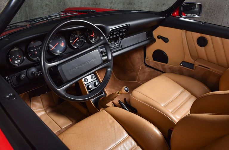 Porsche 911 Carrera 3.2 Speedster (US)