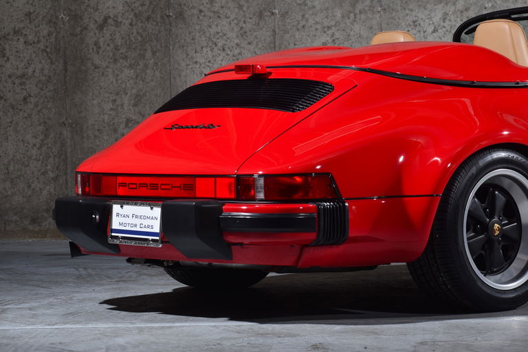 Porsche 911 Carrera 3.2 Speedster (US)
