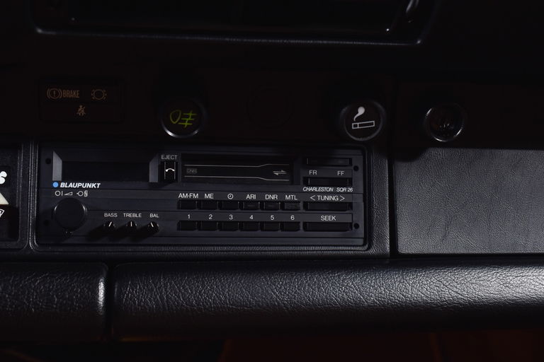 Porsche 911 Carrera 3.2 Speedster (US)