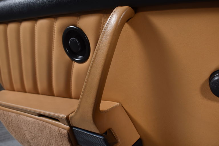 Porsche 911 Carrera 3.2 Speedster (US)