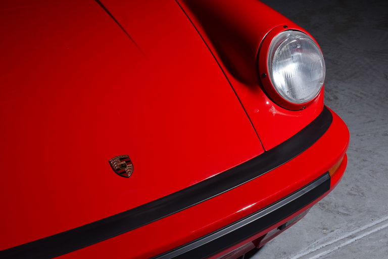 Porsche 911 Carrera 3.2 Speedster (US)